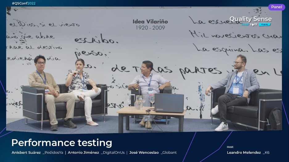 Panel de expertos de Performance Testing: Sr. Performo, Anisbert Suárez, Antonio Jiménez y José Wenceslao.